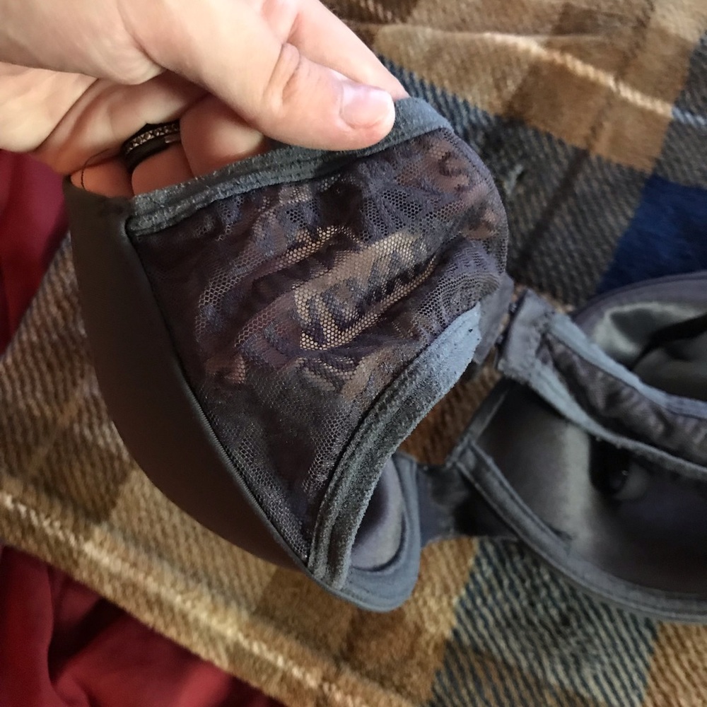 Women’s bra - Picture 3 of 3